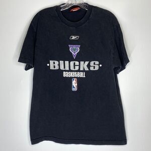 Vintage Reebok Milwaukee Bucks Basketball Black Short Sleeve Tshirt Medium